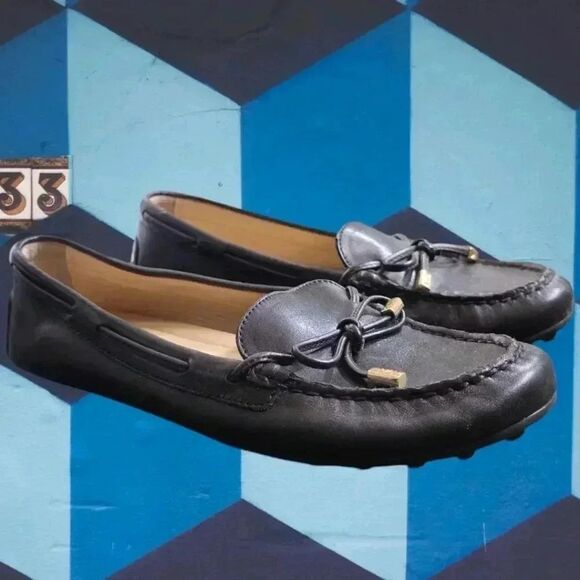 MICHAEL KORS SUTTON LEATHER LOAFERS - Picture 2 of 15